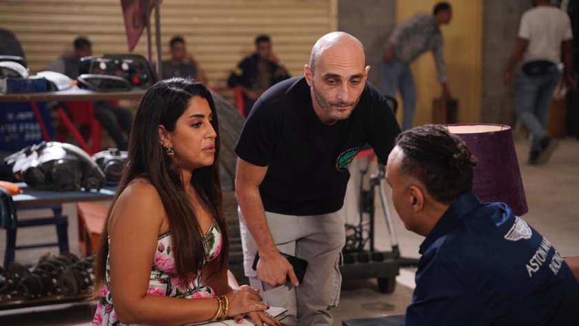 أسرة فيلم «درويلة» تنتهي من تصويره اليوم