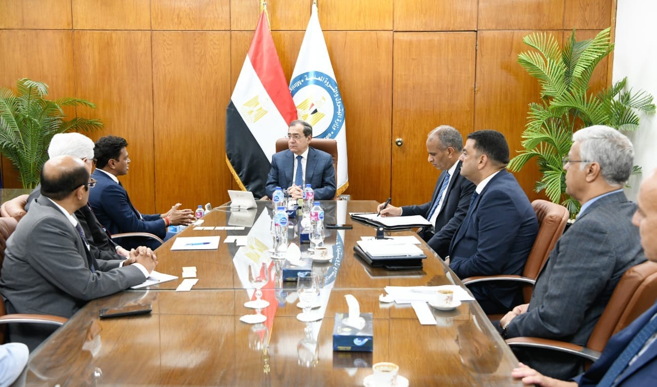 الملا: يستقبل وفد وكالة إندوراما العالمية لبحث فرص العمل في قطاع إنتاج الأسمدة الفوسفاتية