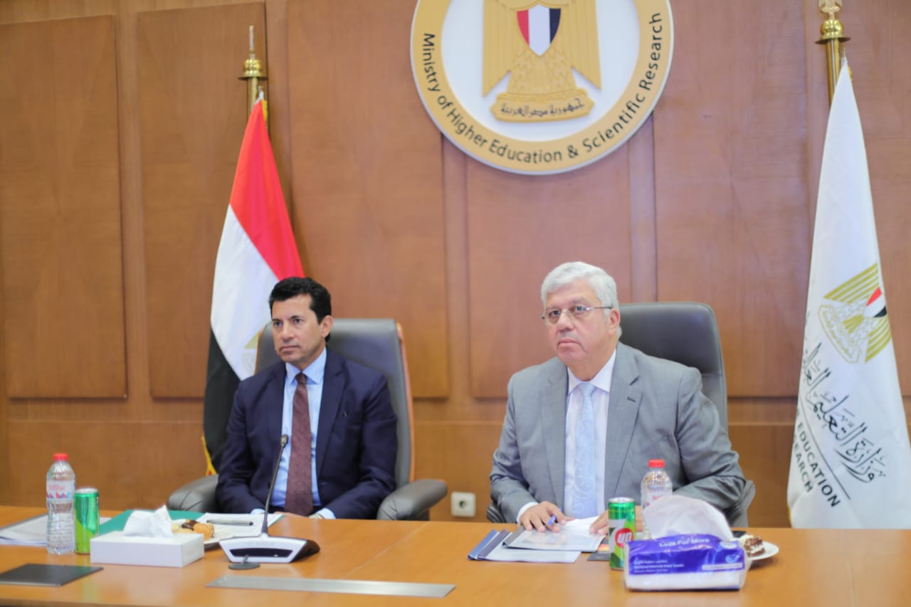 وزير التعليم العالي يوجه بتكثيف جهود الاتحاد الرياضي في الجامعات
