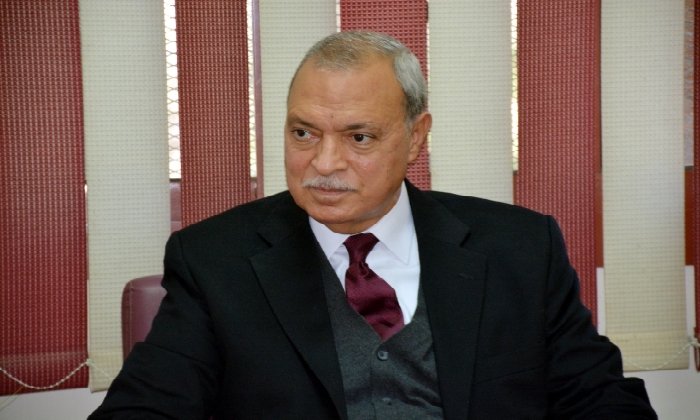 الهجان يُعلن عن بدء التقدُم لجائزة المُبدع الصغير