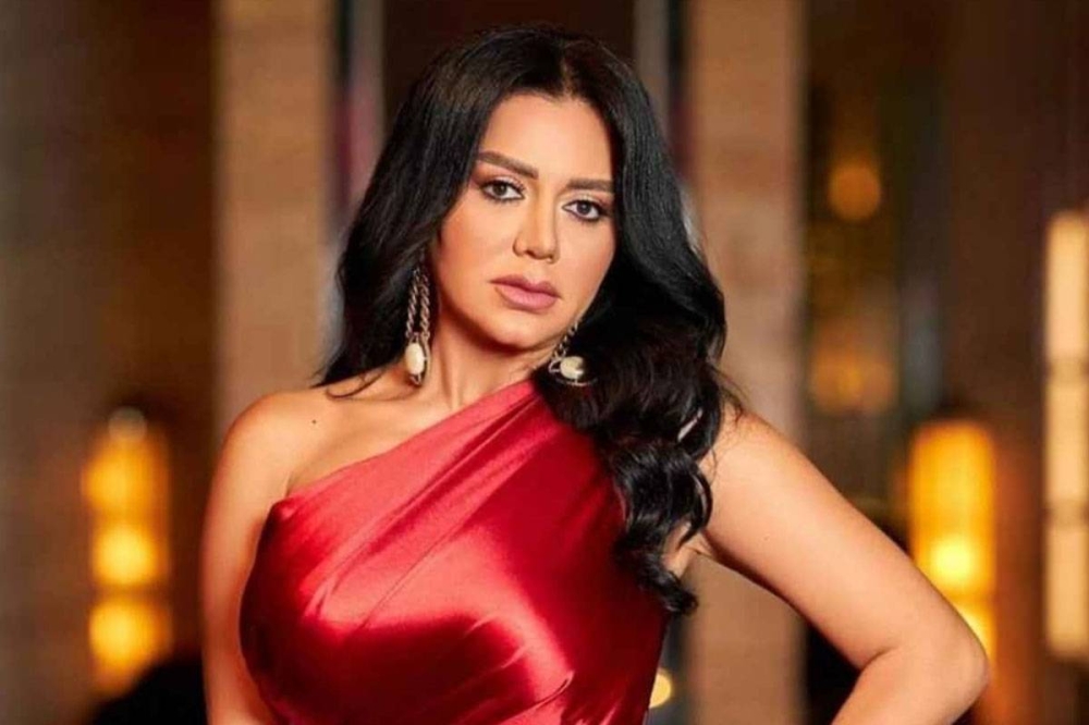 الفنانة رانيا يوسف