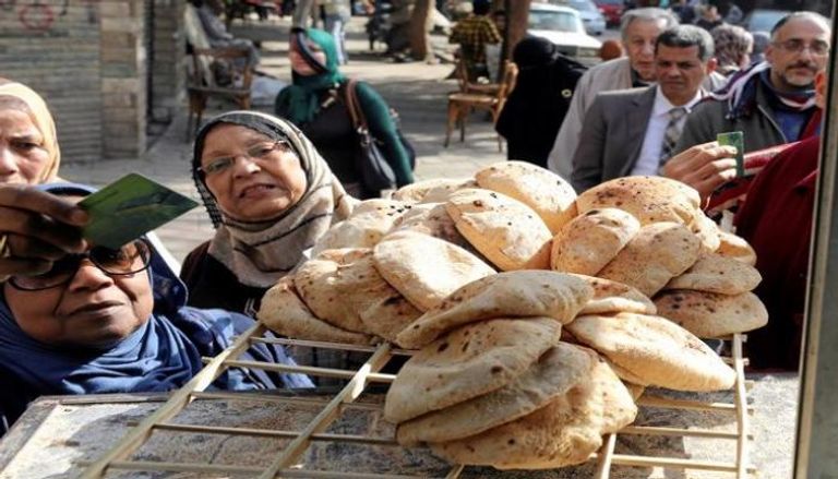 رغيف الخبز بـ"جنيه".. الحكومة تواصل حزم الحماية الاجتماعية