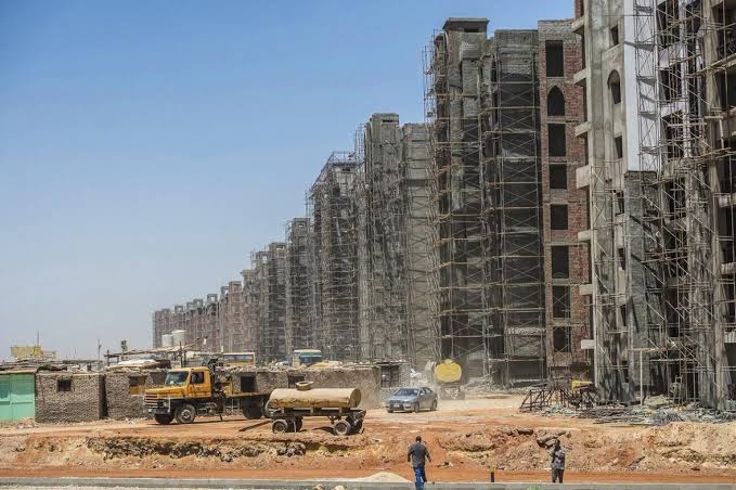 خبير يتوقع ارتفاع أسعار العقارات 30% في 2024.. ويوضح الأسباب