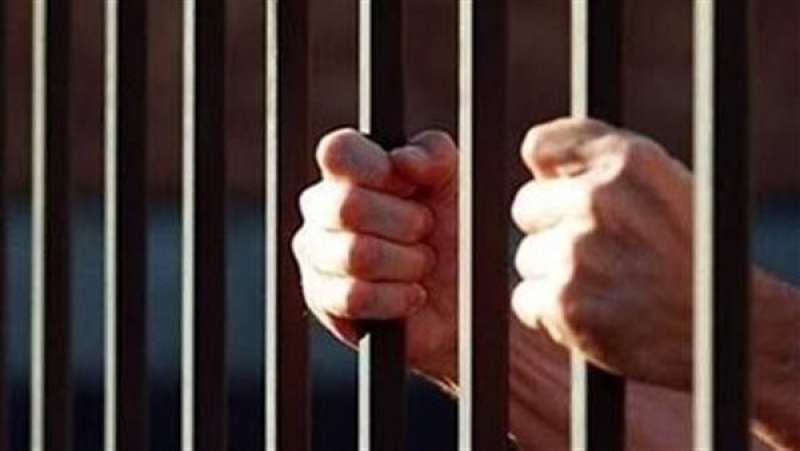 خنقتها ووضعتها في جوال.. حبس قاتلة طفلة لسرقة قرطها بالشرقية