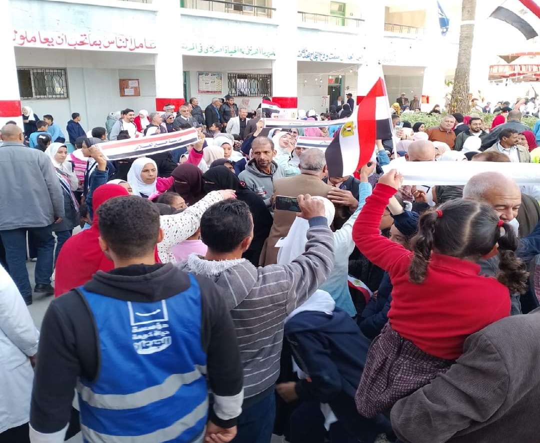 "دمياط بلد الحلويات".. إقبال كبير من الناخبين في اليوم الأخير للانتخابات الرئاسية