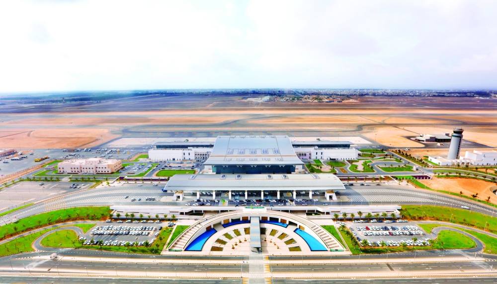 مطار مسقط الدولي الأول عالميًّا في معايير الأداء لعام 2023