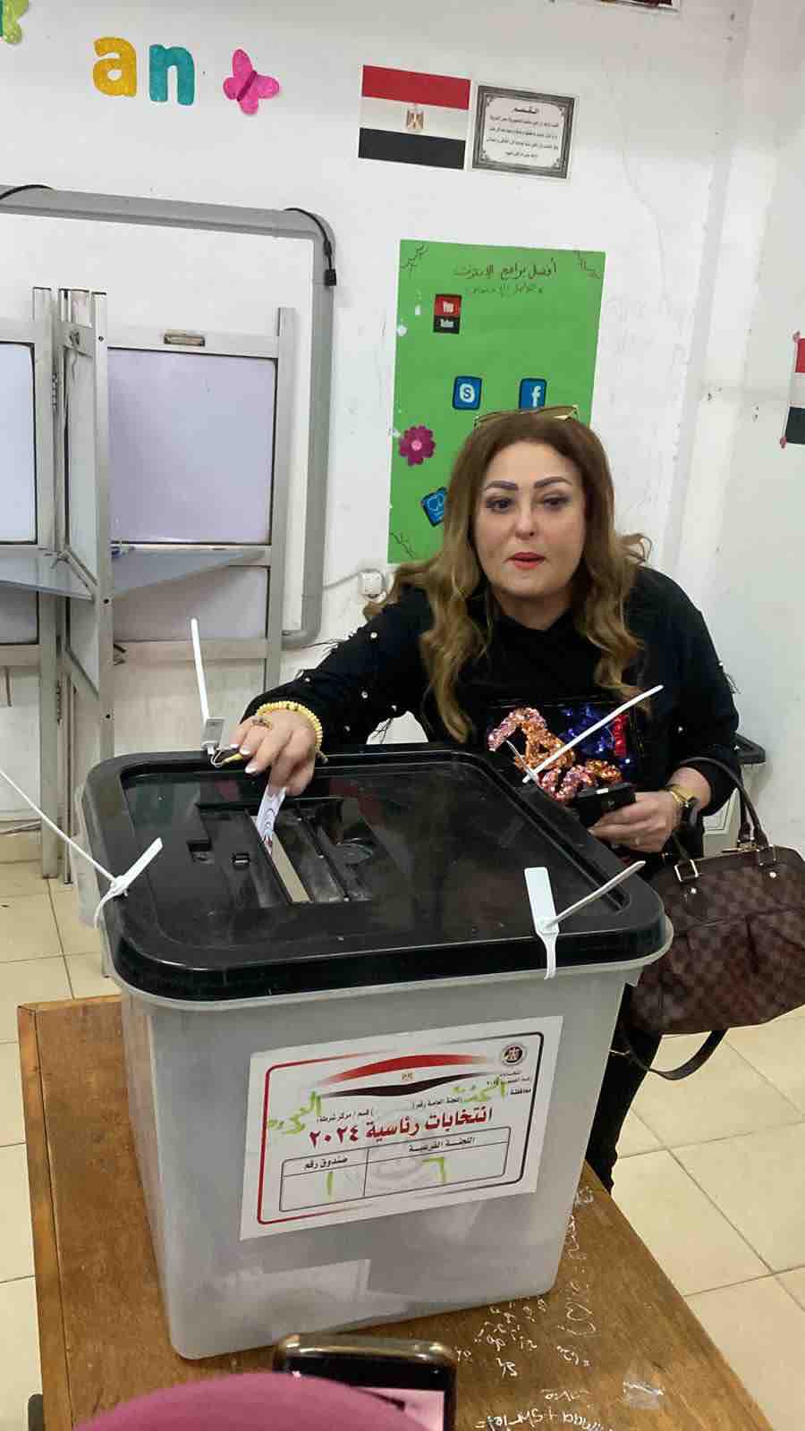 نهال عنبر لجريدة المصرية: «أدعو كل مصري محب لبلده للمشاركة في الإنتخابات الرئاسية»