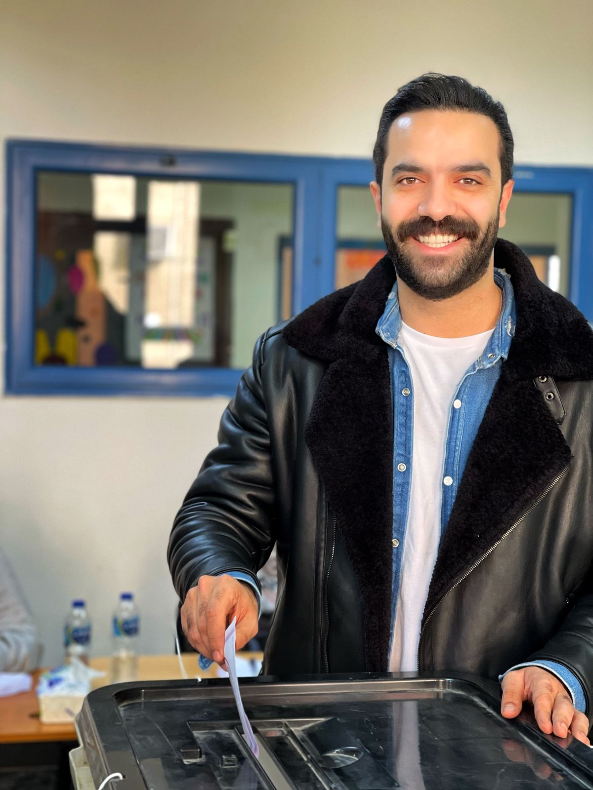 بالصور.. محمد سراج يدلى بصوته في الانتخابات الرئاسية