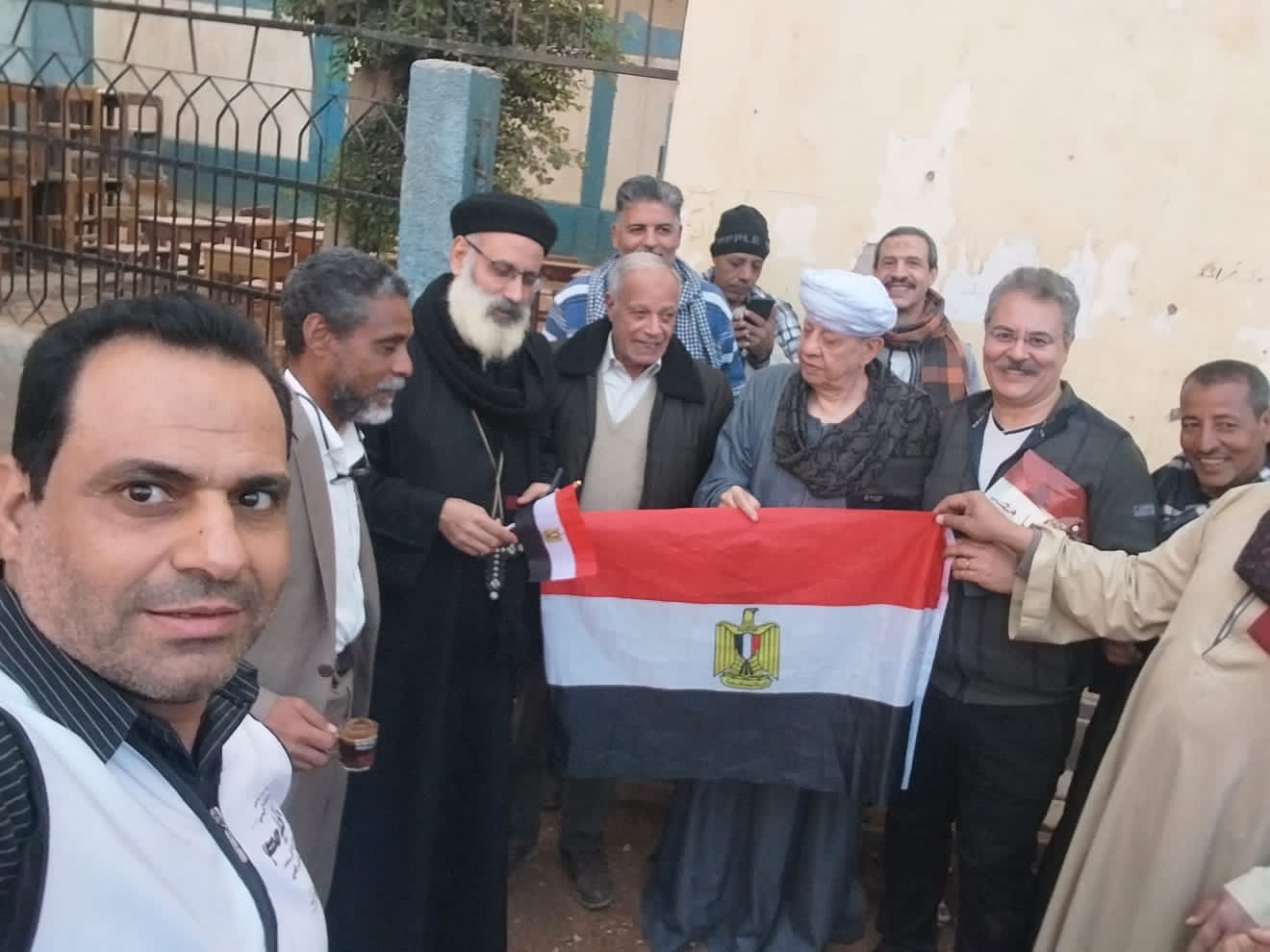 الشيخ ياسين التهامي يُدلى بصوته في محافظة أسيوط