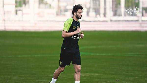 محمود علاء يواصل التأهيل في الزمالك