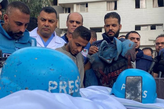 الأمم المتحدة تدعو لإجراء تحقيق حول استهداف الصحفيين في غزة