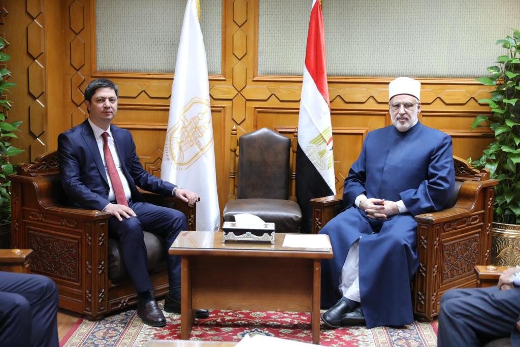 وكيل الأزهر يلتقي وفدًا من أوزبكستان لبحث التعاون العلمي والدعوي*
