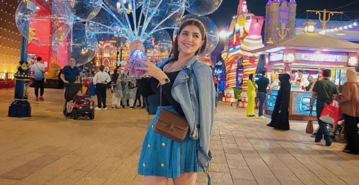 من الكواليس.. مي عمر تشوق جمهورها لفيلم "الغربان"