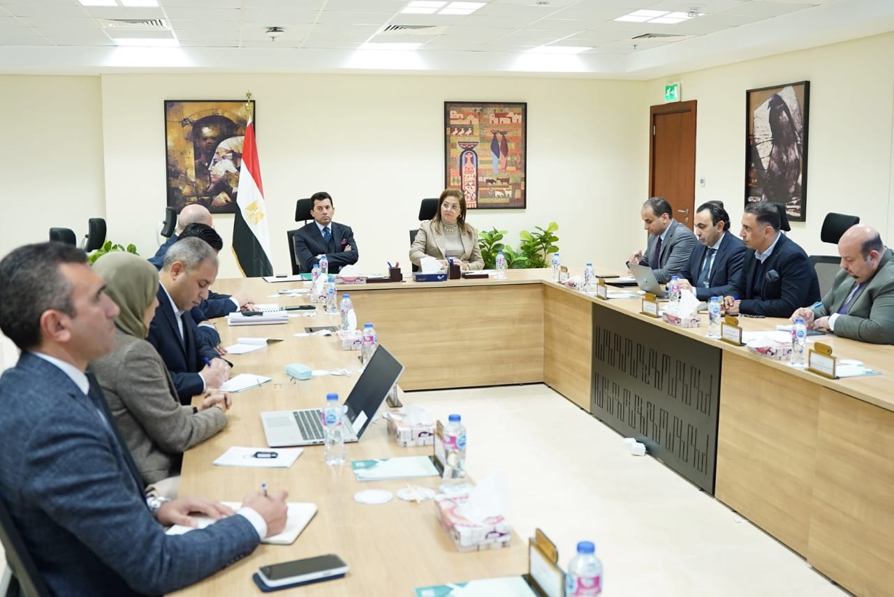 وزيرا التخطيط والشباب والرياضة يناقشان الموقف التنفيذي لتشغيل مدينة مصر للألعاب الأوليمبية