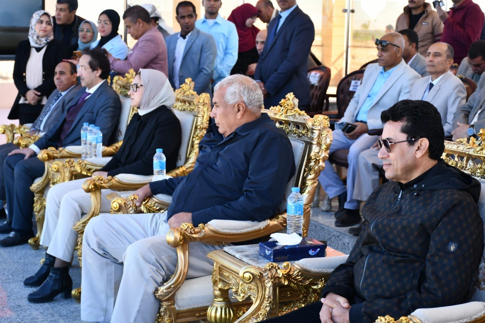 "صبحي" و "الزملوط " يتفقدان نادي الهجن والفروسية الدولي