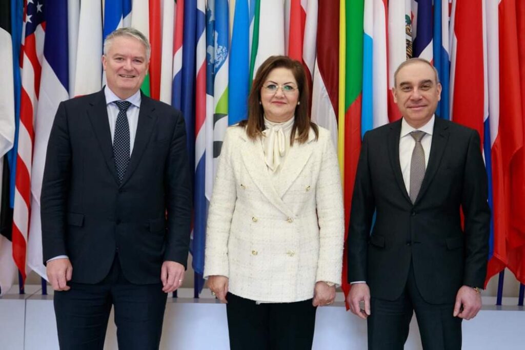 وزيرة التخطيط تلتقي الأمين العام للمنظمة لبحث تعزيز سبل التعاون