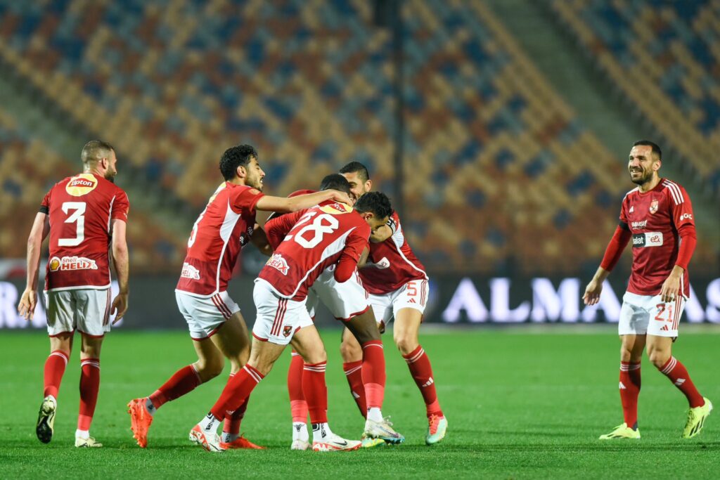 الأهلي يكتسح بلدية المحلة بخماسية