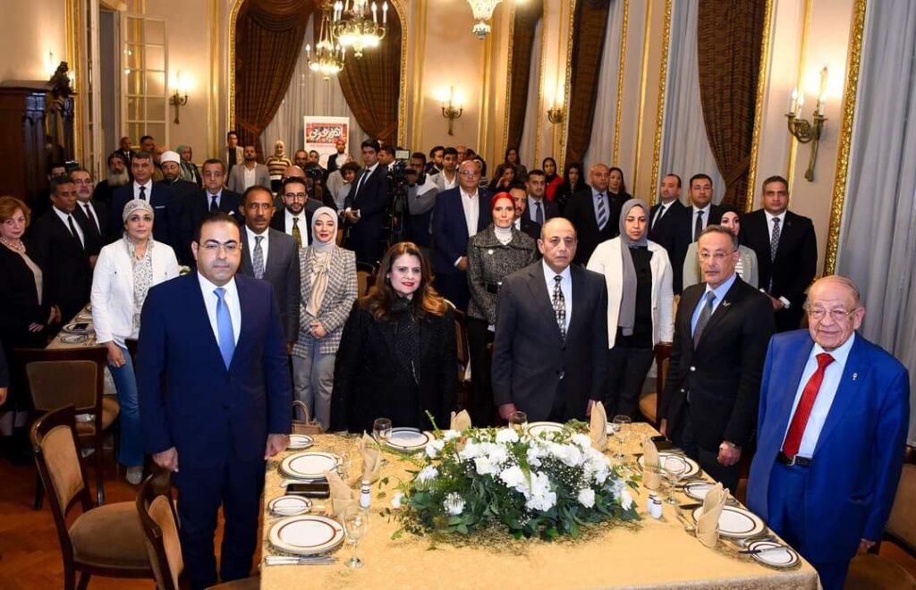 وزيرة الهجرة تفتتح فعالية "مصر المحبة منذ فجر التاريخ" بمقر النادي الدبلوماسي المصري