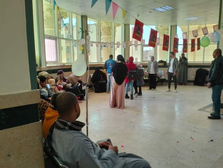 قصور الثقافة تنظم حفلا فنيا لأطفال مستشفى علاج السرطان بسوهاج