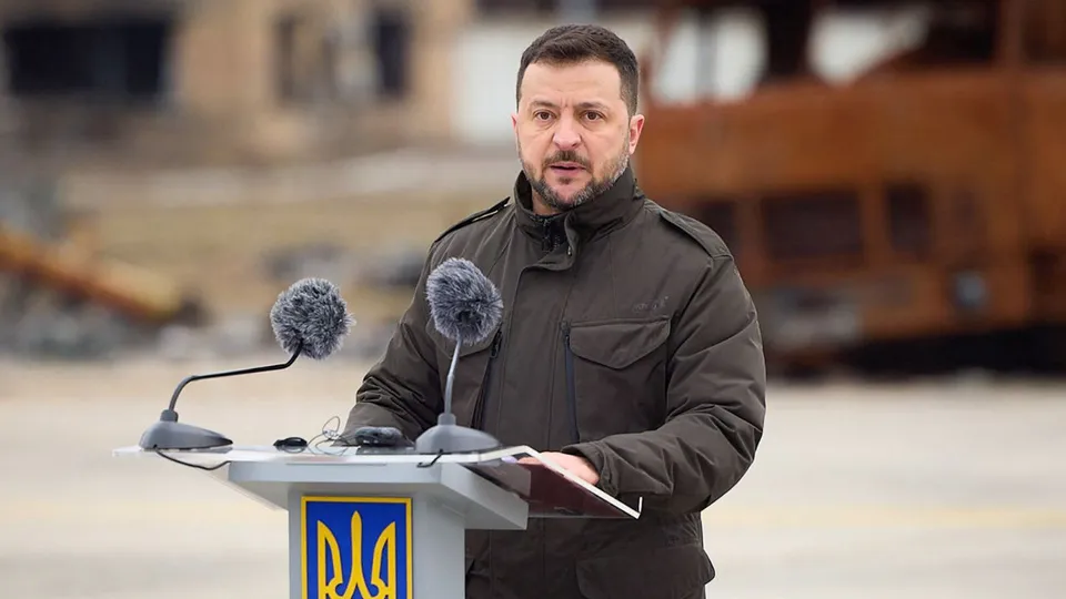 في الذكرى الثانية للغزو الروسي.. زيلينسكي يتعهد بالنصر