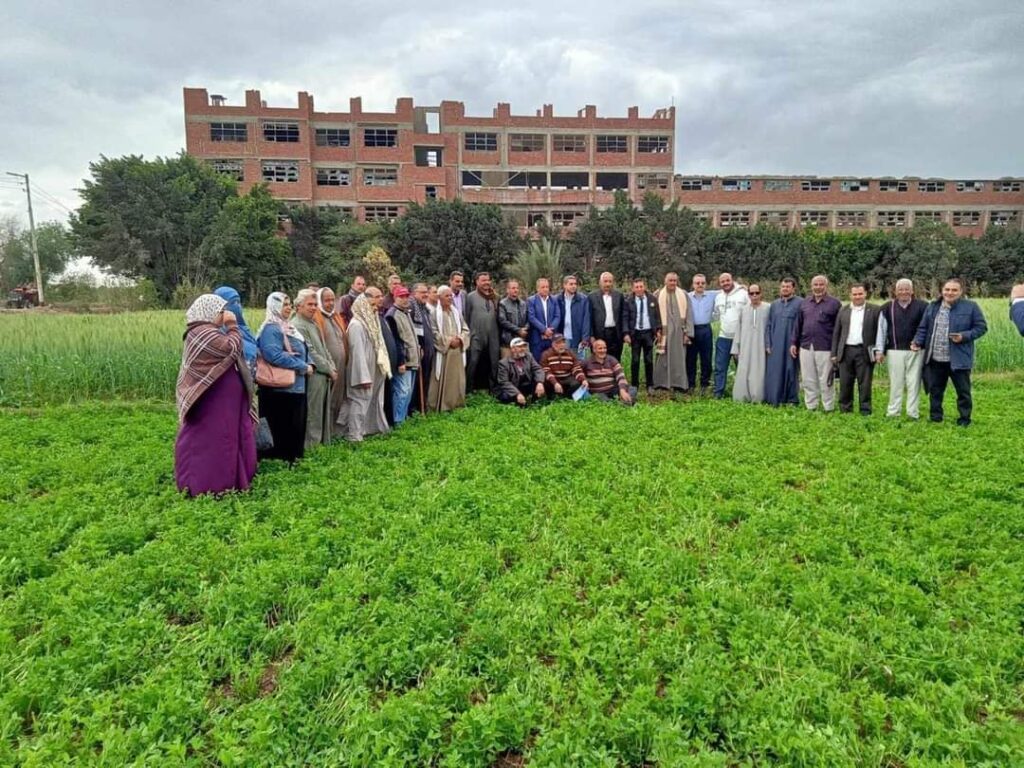 الزراعة تستعرض حصاد الفرق الإرشادية الريفية للمحاصيل الشتوية خلال شهر فبراير 2024