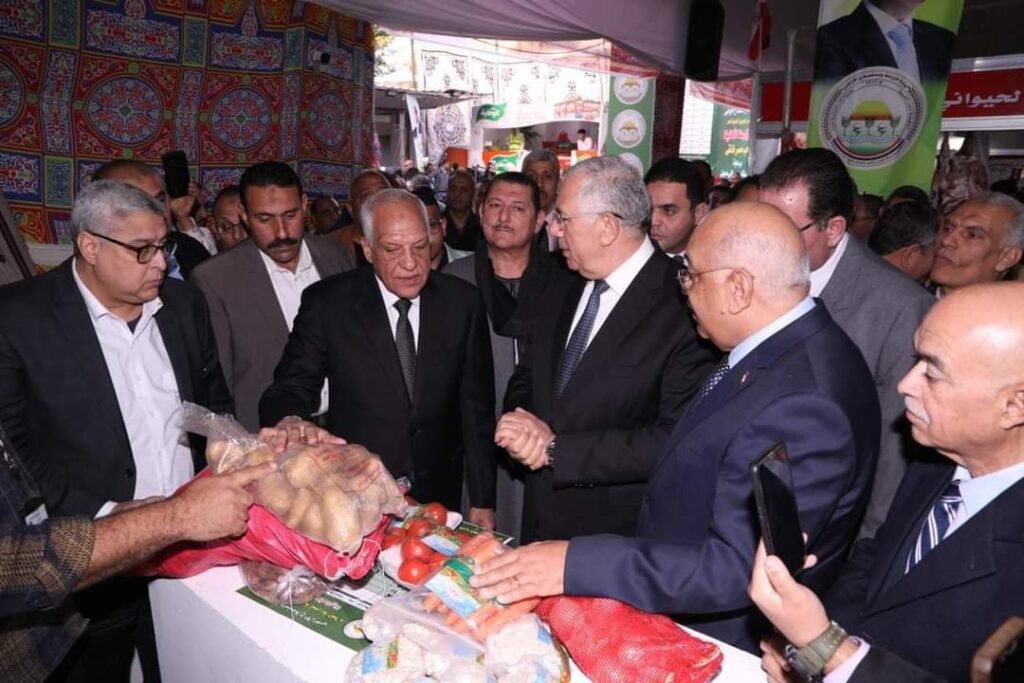 محافظ الجيزة مع وزير الزراعة