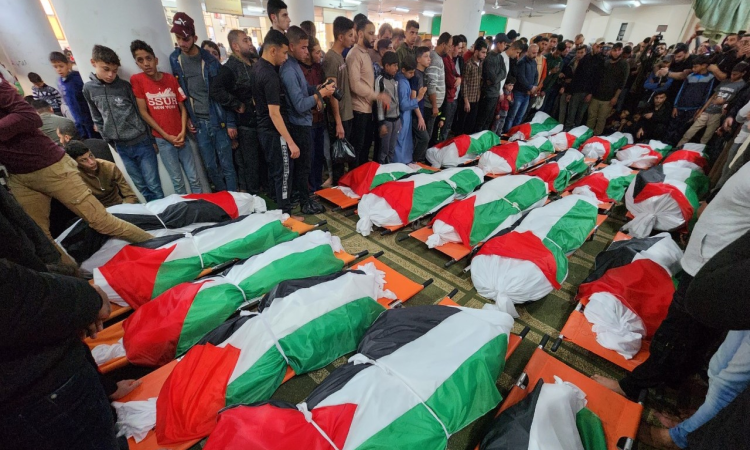 في اليوم العالمي للمرأة.. استشهاد 9 آلاف أنثى في غزة