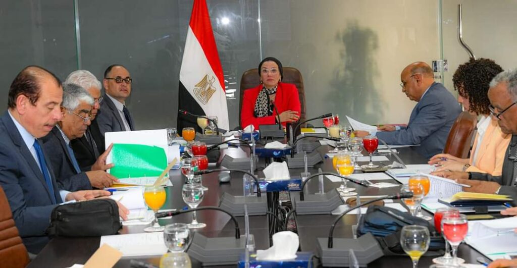 وزيرة البيئة تستعرض إنجازات تطوير القطاع البيئي خلال الأربع السنوات الماضية