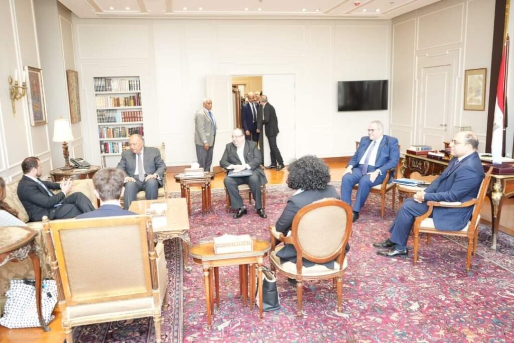 وزير الخارجية يستقبل المبعوث الأمريكي الخاص للسودان