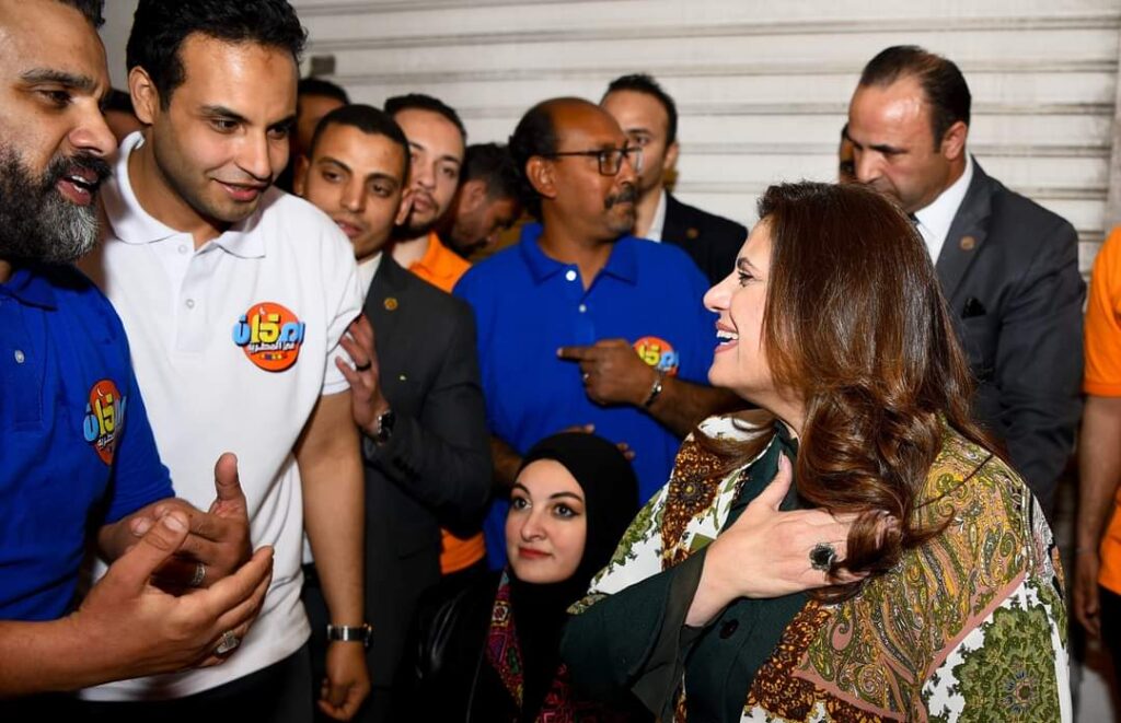 وزيرة الهجرة تشارك في "إفطار المطرية".. وتؤكد: مصر علمت العالم المحبة والتسامح 
