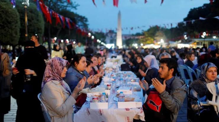 تعرف على عادات وتقاليد تركيا في رمضان ٢٠٢٤
