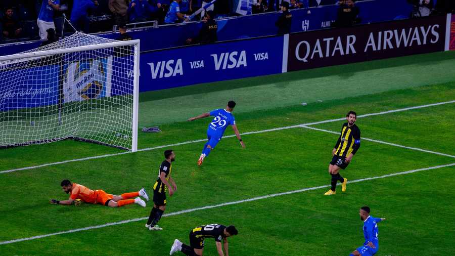 ديربي سعودي بآسيا.. الهلال يهزم الاتحاد ويقترب من مربع الذهب
