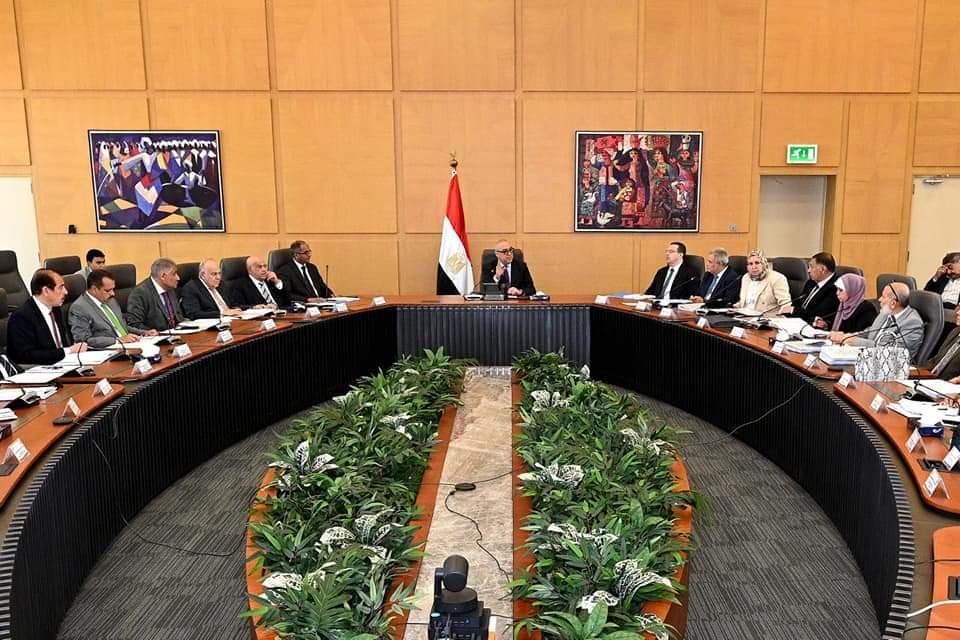 الجزار يشدد على ضرورة الالتزام بأعلى معايير الجودة في تنفيذ مشروعات المياه والصرف