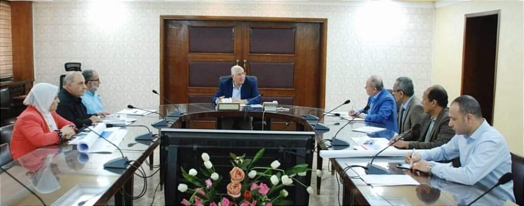 وزير الزراعة يتابع الموقف التنفيذي لمشروعات هيئة التعمير والتنمية الزراعية 