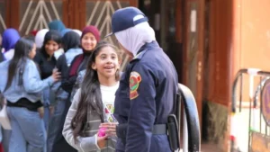 وزارة الداخلية تواصل تأمين احتفالات المواطنين بعيد الفطر المبارك
