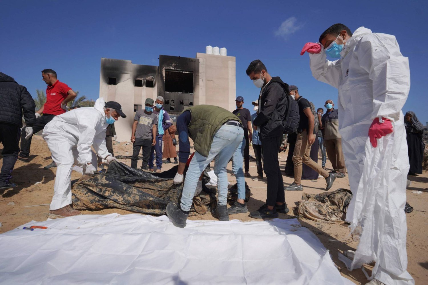 الغارات الإسرائيلية تقتل 48 شخصاً في غزة خلال 24 ساعة
