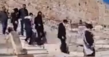 تحذير فلسطينى من إدخال جمعيات استيطانية قرابين وذبحها فى المسجد الأقصى