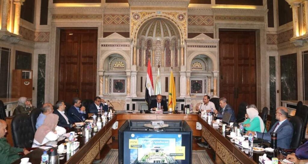 بحوث الصحراء ينظم دائرة مستديرة لتحلية المياة من أجل الزراعة