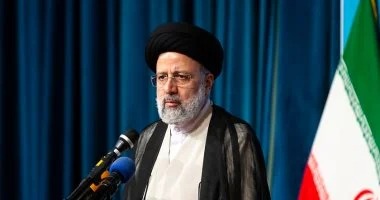 "نجاد" يعلن وفاة الرئيس الإيراني إبراهيم رئيس