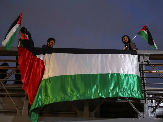 بعد جرائمهافى غزة .. كولومبيا تعاقب إسرائيل بهذه الطريقة