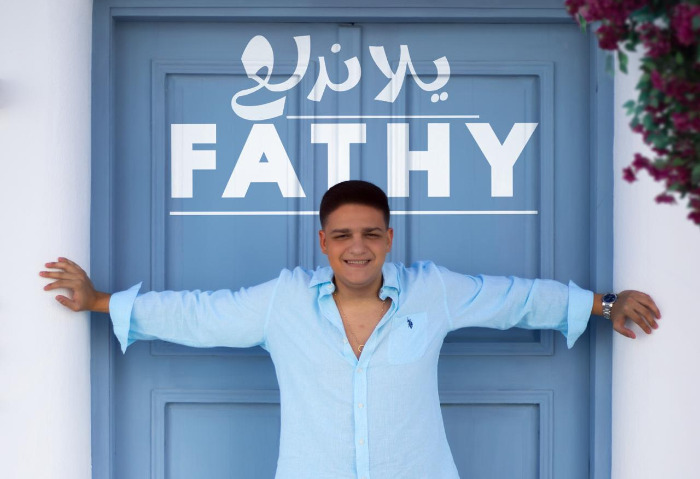 معلومات عن نجل الفنان مصطفى كامل