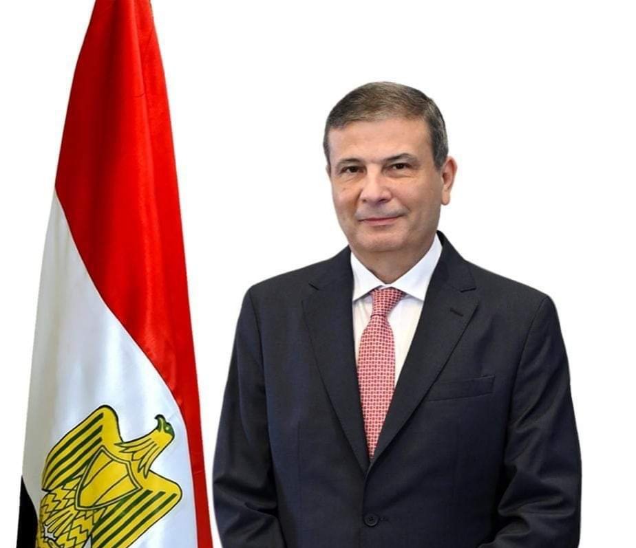 وزير الزراعة يهنئ السيسي بمناسبة الذكرى ٧٢ لثورة ٢٣ يوليو: اياديها بيضاء على الفلاح
