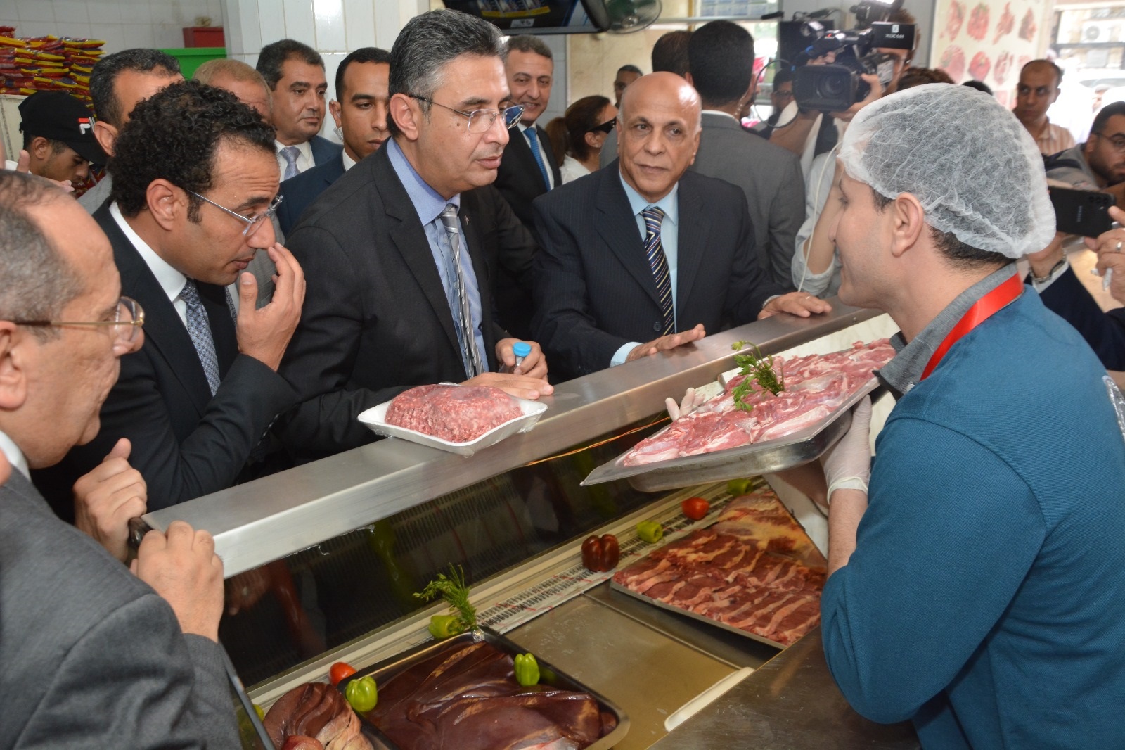 جولة وزير التموين