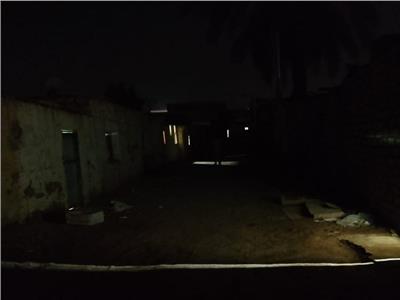 انقطاع التيار الكهربائي عن شوارع مدينة أبو سمبل بأسوان