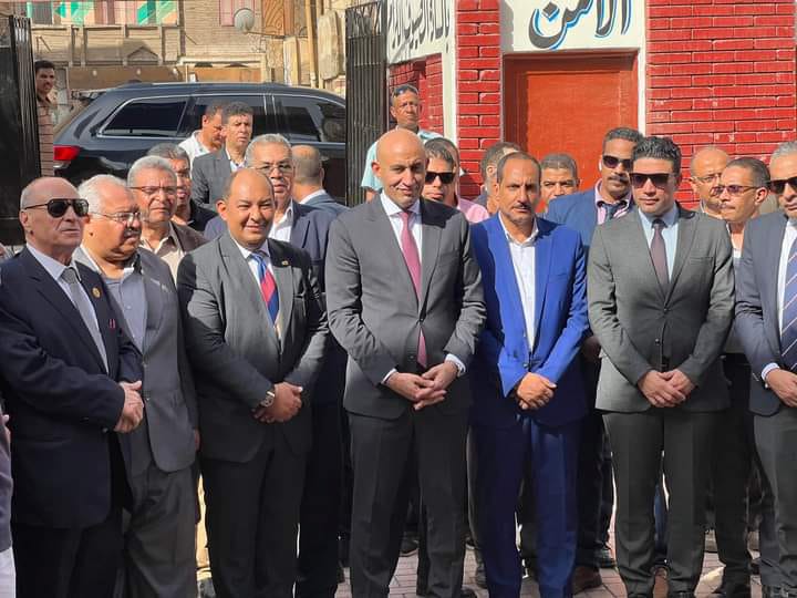 بالتزامن مع بداية العام الدراسي.. وزير التربية والتعليم يتفقد مدارس محافظة سوهاج