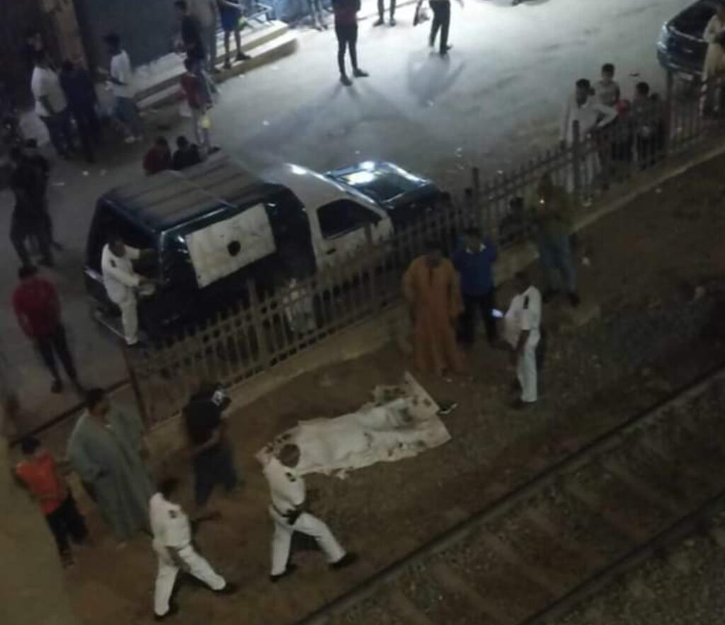 مصرع شخص دهسا أسفل عجلات قطار الصعيد بالمنيا