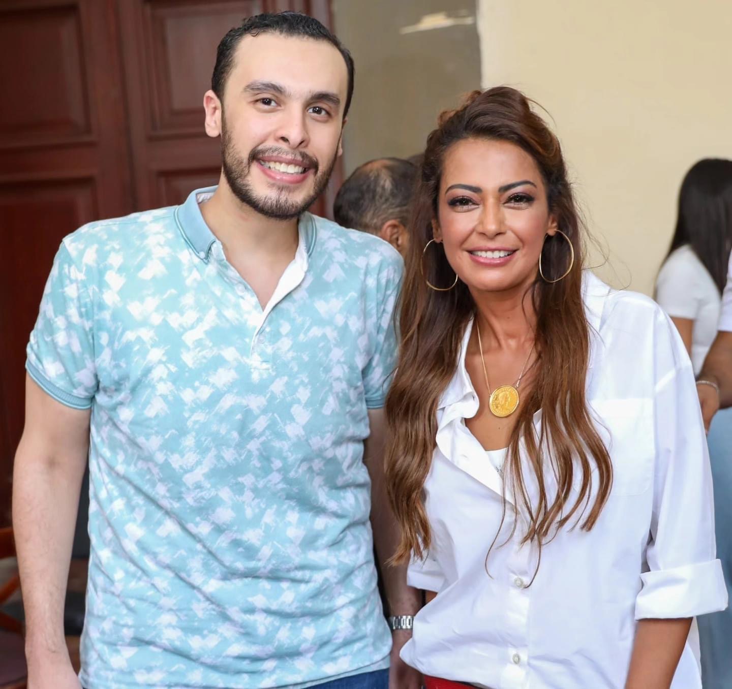 أسرة مسلسل «روج أسود»