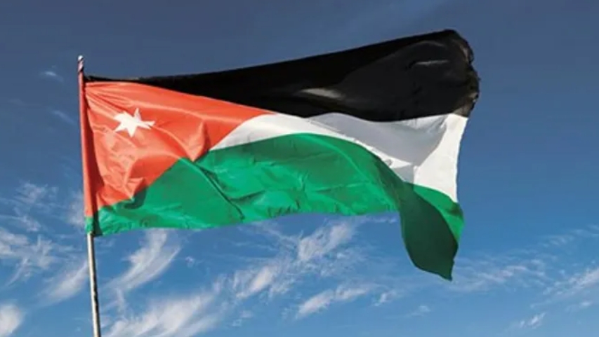 الإحتلال يغلق المعابر مع الأردن عقب حادث إطلاق النار