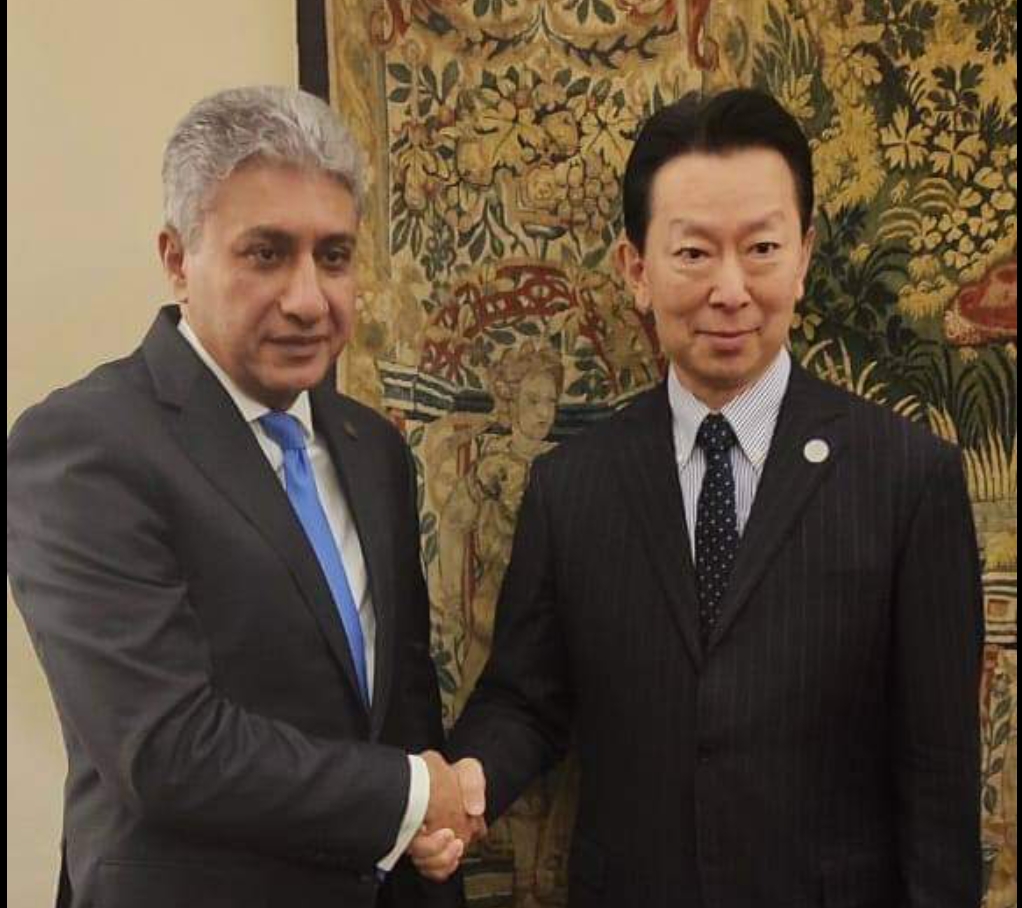 وزير السياحة يواصل لقاءاته الرسمية ويلتقي بمفوض وكالة السياحة اليابانية