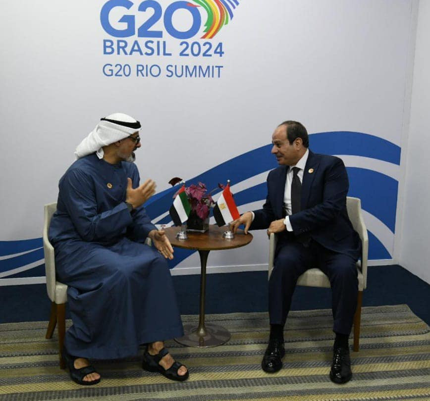 السيسي وولي عهد أبوظبي يبحثان سبل تعزيز العلاقات الوثيقة بين البلدين